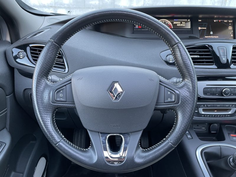 RENAULT SCENIC 2015