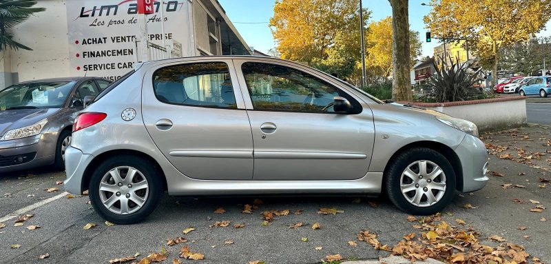 PEUGEOT 206+ 2009