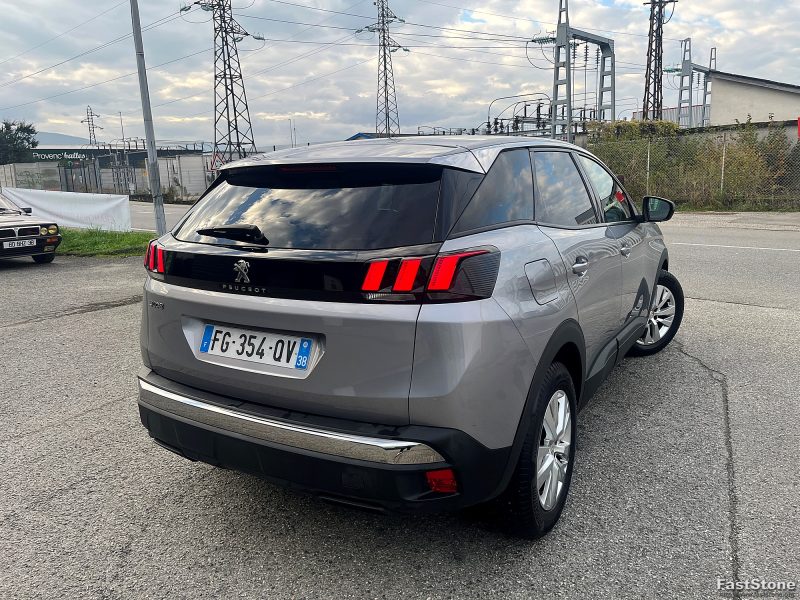 PEUGEOT 3008 2019