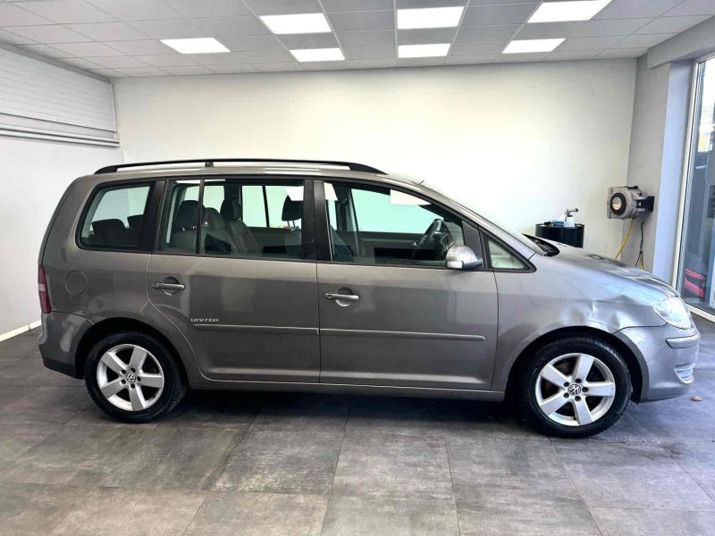 VOLKSWAGEN TOURAN 2008