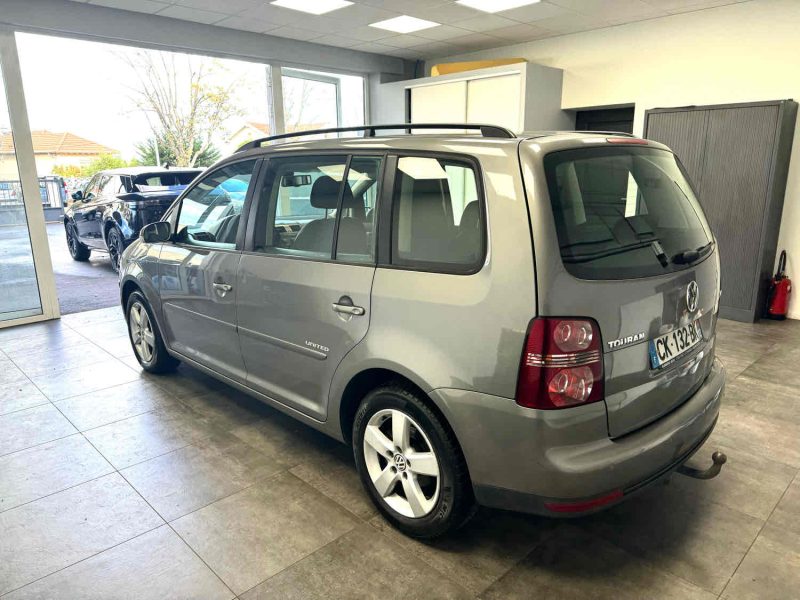 VOLKSWAGEN TOURAN 2008