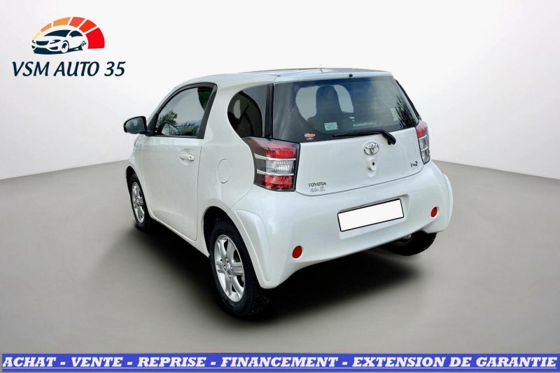 TOYOTA IQ 1.0 VVT-i 68 iQ2