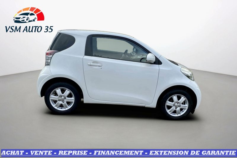 TOYOTA IQ 1.0 VVT-i 68 iQ2