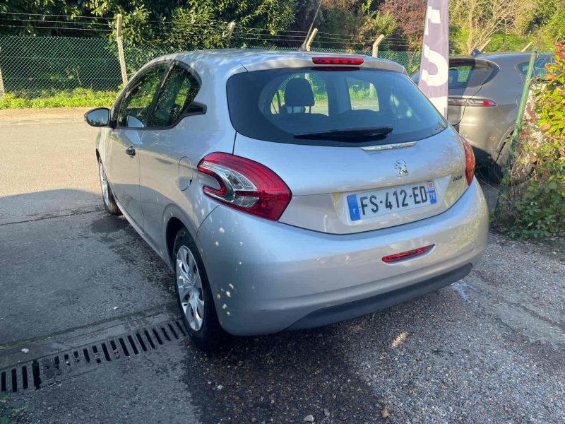 PEUGEOT 208 1.4HDI 70CV