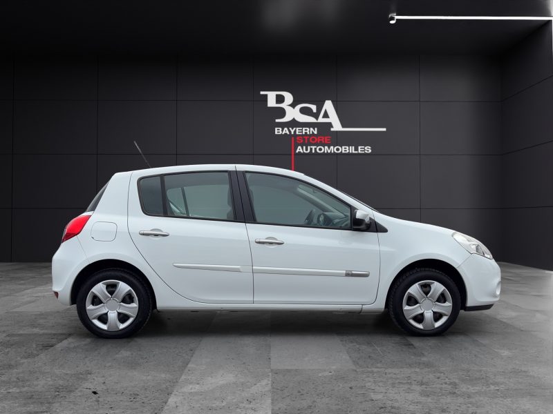 RENAULT CLIO III 2014 1.2L 16V EXPRESSION