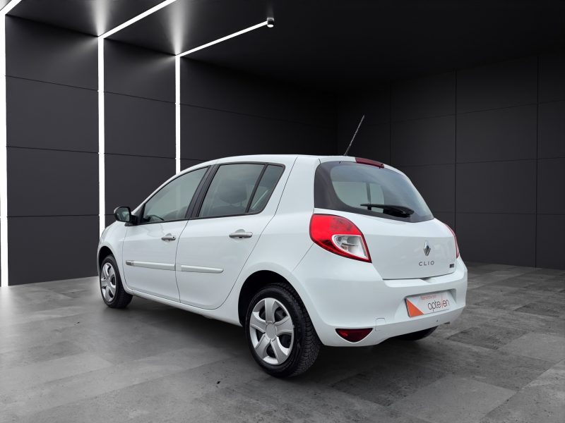 RENAULT CLIO III 2014 1.2L 16V EXPRESSION