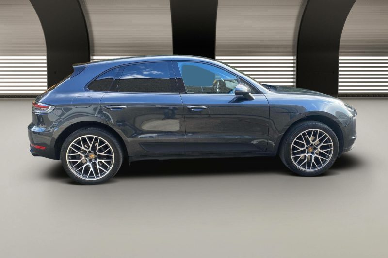 PORSCHE MACAN 2019