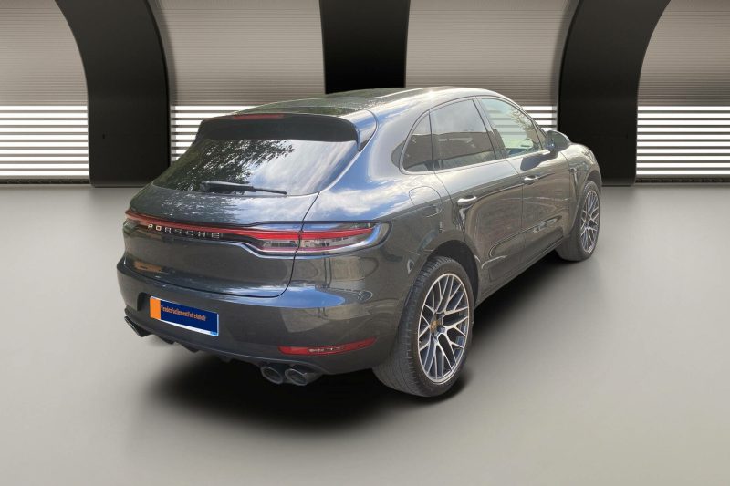 PORSCHE MACAN 2019