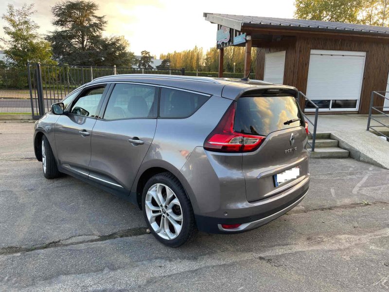 RENAULT MEGANE SCENIC 2018