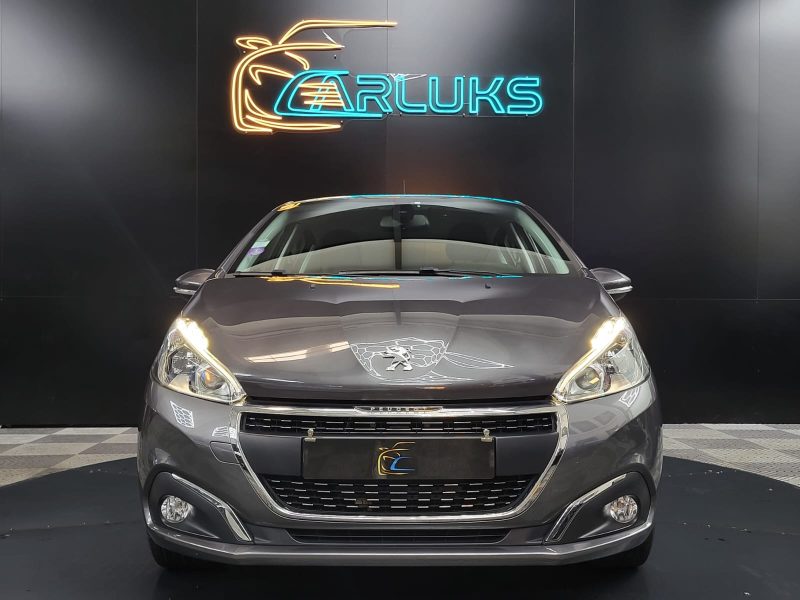 PEUGEOT 208 1.2 PureTech 82cv Signature BVM5