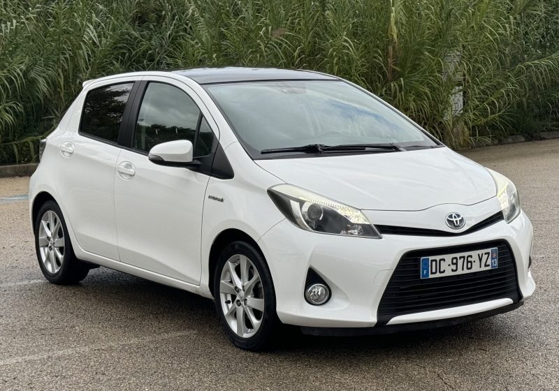 TOYOTA YARIS 1.5 Hybrid 100 Style