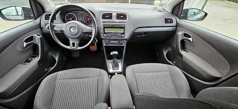 VOLKSWAGEN POLO V 