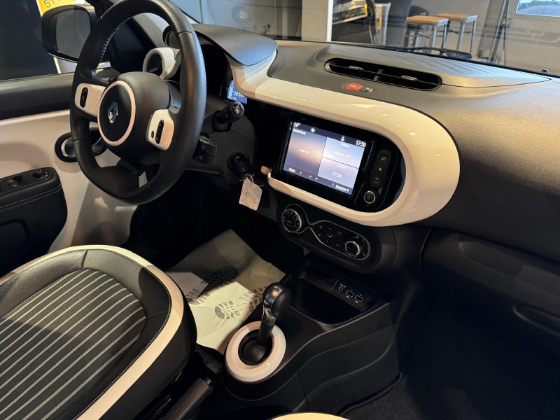 RENAULT TWINGO  2021