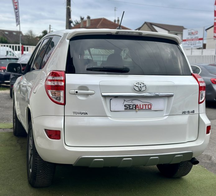 TOYOTA RAV 4 III 2012