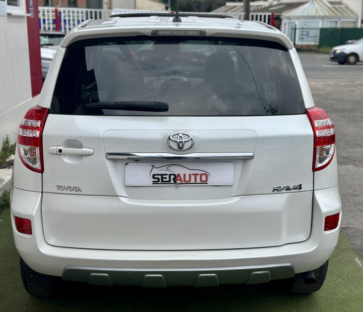 TOYOTA RAV 4 III 2012