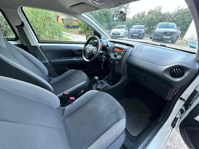 TOYOTA AYGO 1.0 VVT-i 72ch X 5p 