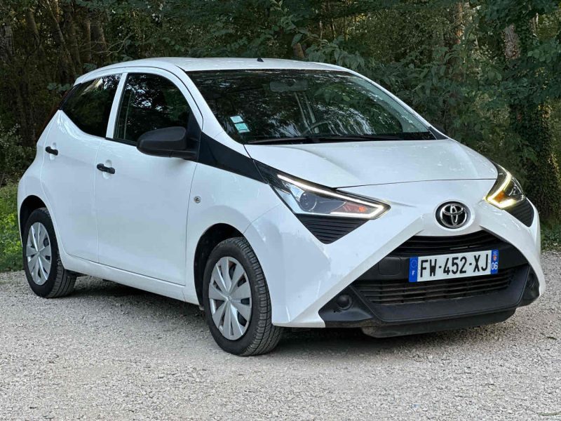 TOYOTA AYGO 1.0 VVT-i 72ch X 5p 