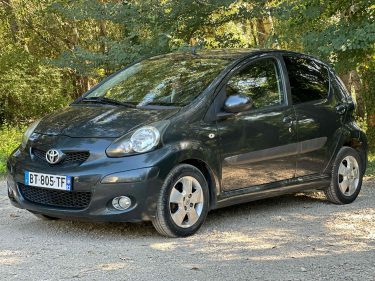 TOYOTA AYGO 1.0 VVT-i 68ch CONNECT 5P