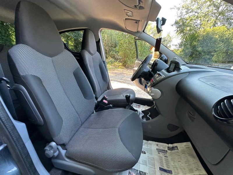 TOYOTA AYGO 1.0 VVT-i 68ch CONNECT 5P