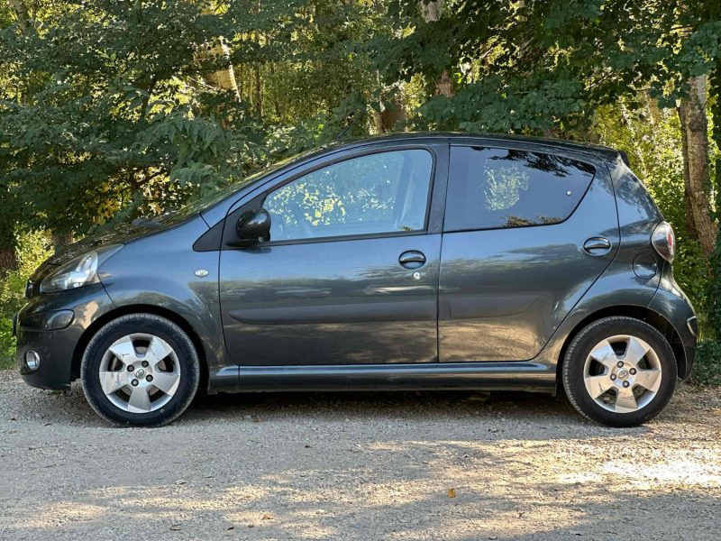 TOYOTA AYGO 1.0 VVT-i 68ch CONNECT 5P