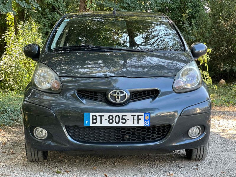 TOYOTA AYGO 1.0 VVT-i 68ch CONNECT 5P