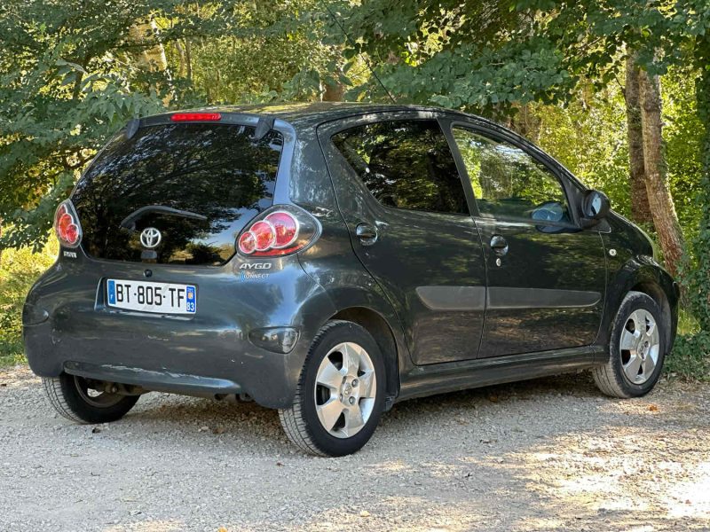 TOYOTA AYGO 1.0 VVT-i 68ch CONNECT 5P