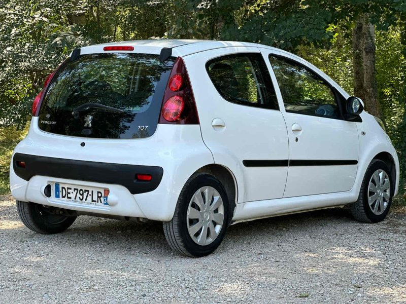 PEUGEOT 107 1.0i 68ch ACTIVE 5P 