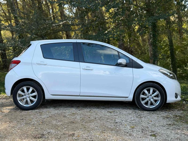 TOYOTA YARIS 1.3 VVT-i 100 Dynamic 5p