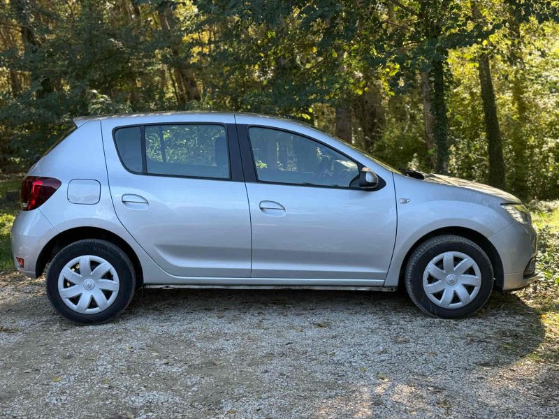 DACIA SANDERO 0.9 TCE 90 LAURÉATE 