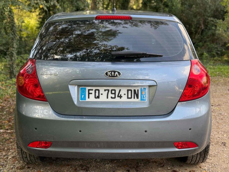 KIA CEE-D 1.6I 126 BVA 5P