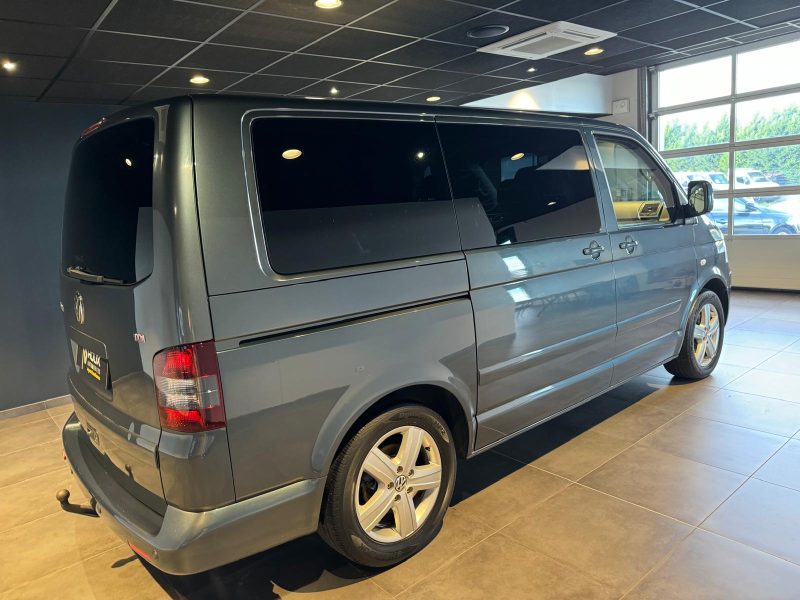 VOLKSWAGEN TRANSPORTER T5  2009