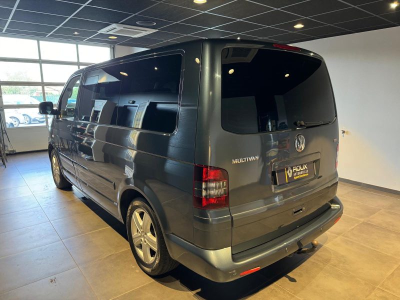 VOLKSWAGEN TRANSPORTER T5  2009