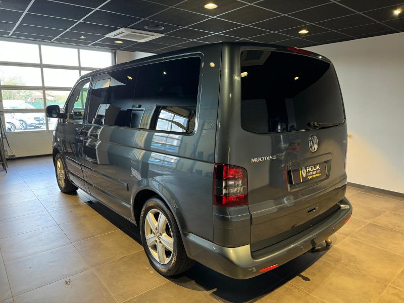 VOLKSWAGEN TRANSPORTER T5  2009