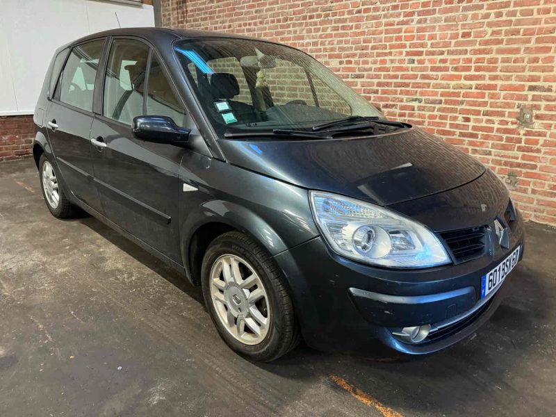 RENAULT SCENIC 1.5 DCi 105 CV