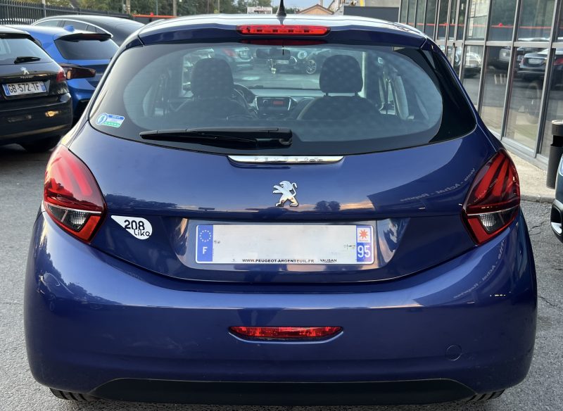 PEUGEOT 208 PHASE 2 LIKE 1.2 68 Cv REGULATEUR LIMITEUR BLUETOOTH 5 PORTES CRIT AIR 1 - GARANTIE 1 AN