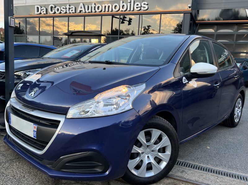 PEUGEOT 208 PHASE 2 LIKE 1.2 68 Cv REGULATEUR LIMITEUR BLUETOOTH 5 PORTES CRIT AIR 1 - GARANTIE 1 AN