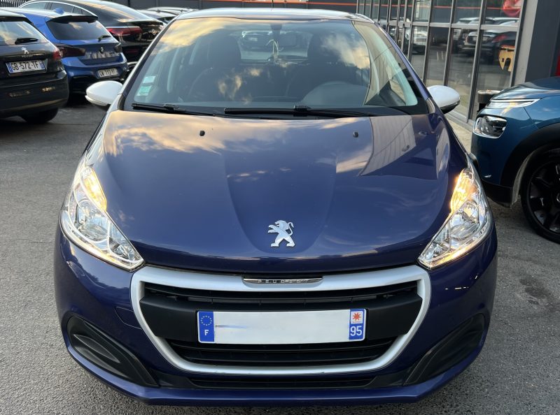 PEUGEOT 208 PHASE 2 LIKE 1.2 68 Cv REGULATEUR LIMITEUR BLUETOOTH 5 PORTES CRIT AIR 1 - GARANTIE 1 AN