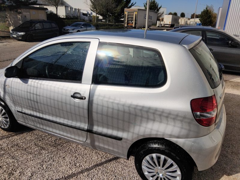 VOLKSWAGEN FOX 2005