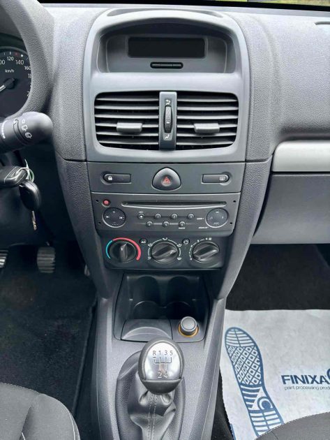 RENAULT CLIO 2010