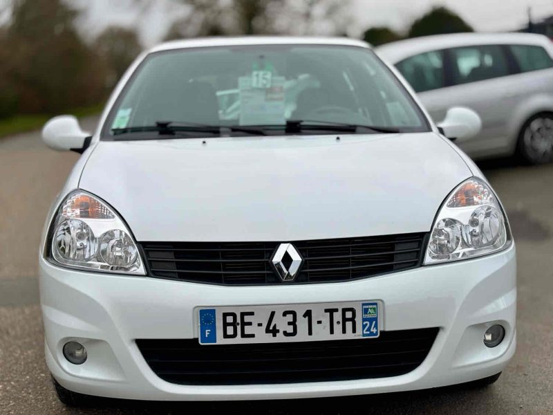 RENAULT CLIO 2010