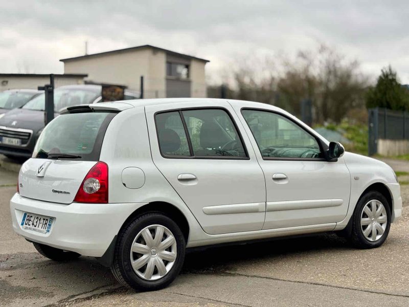 RENAULT CLIO 2010