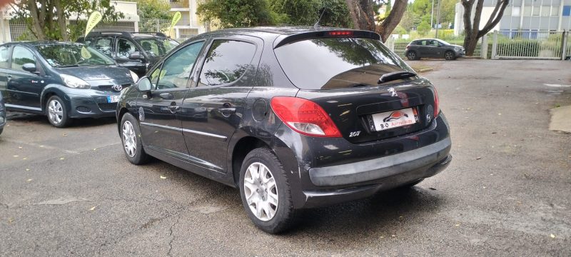 Peugeot 207 Édition 64 Phase 2 1.4 HDi 68 cv, *Toit panoramique*,*Idéale jeune conducteur*