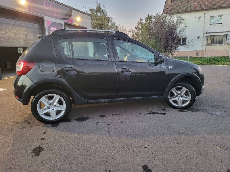 DACIA SANDERO II 2015