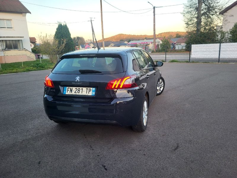 PEUGEOT 308 2020