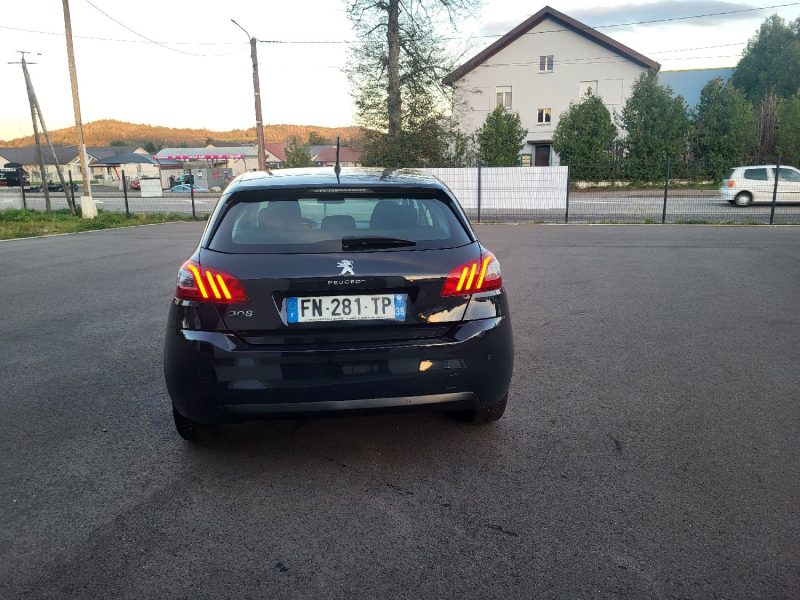 PEUGEOT 308 2020