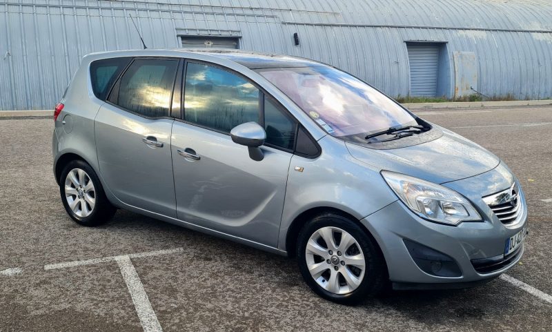 OPEL MERIVA 2010