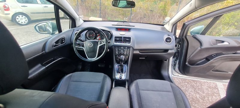 OPEL MERIVA 2010