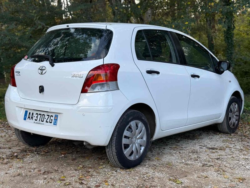 TOYOTA YARIS 1.0 VVT-i 68ch SOL 5P