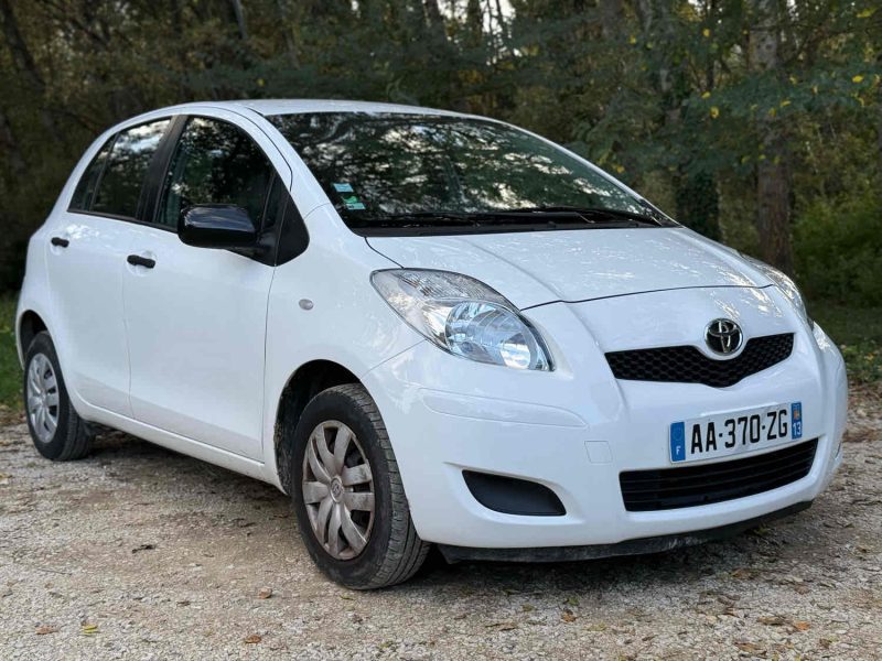 TOYOTA YARIS 1.0 VVT-i 68ch SOL 5P