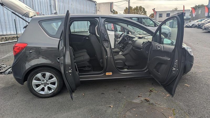 OPEL MERIVA 2013